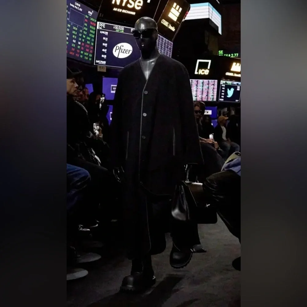 Balenciaga Runway Unisex Oversized Cashmere Wool Brushed Coat NWT - Picture 2 of 12